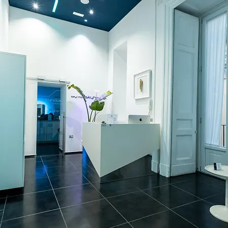 Frühstückspension Skyhouse Chiatamone 2*
