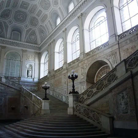 Skyhouse Chiatamone Отель типа 