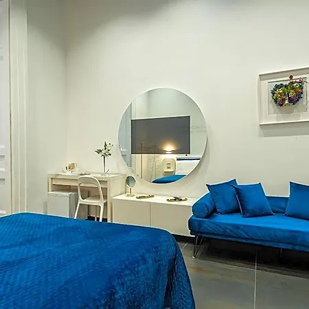 Skyhouse Chiatamone 4* Napoli