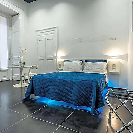 Bed & Breakfast Skyhouse Chiatamone 4*