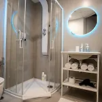 Skyhouse Chiatamone 4*