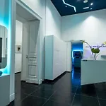 Skyhouse Chiatamone 4* Неаполь