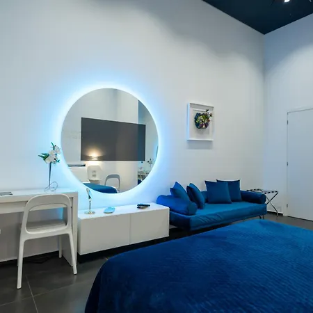 Bed & Breakfast Skyhouse Chiatamone